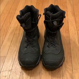 Columbia waterproof winter/snow boots